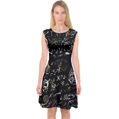 Abstract Mind - Brown Capsleeve Midi Dress by Valentinaart