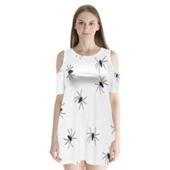 Animals Arachnophobia Seamless Shoulder Cutout Velvet  One Piece by Amaryn4rt