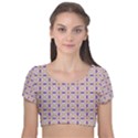 Background Image Tile Geometric Velvet Short Sleeve Crop Top  View1
