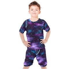 Background Space Planet Explosion Kids  Tee And Shorts Set by Nexatart
