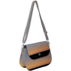 Photo Coucher Du Soleil Bleu/orange Saddle Handbag by kcreatif