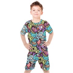 Zombie Heads Pattern Kids  Tee And Shorts Set by Nexatart