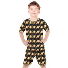 Digitalart Kids  Tee And Shorts Set by Sparkle