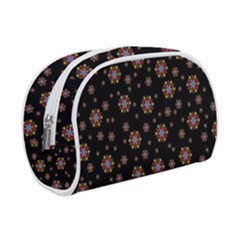 Mandala Drawing Artistic Model Make Up Case (small) by Wegoenart