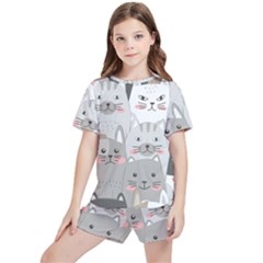 Cute Cats Seamless Pattern Kids  Tee And Sports Shorts Set by Salman4z