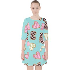 Seamless Pattern With Heart Shaped Cookies With Sugar Icing Quarter Sleeve Pocket Dress by pakminggu