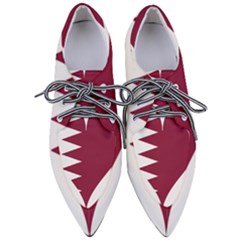 Heart-love-flag-qatar Pointed Oxford Shoes by Bedest