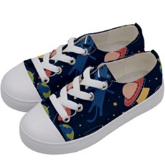 Seamless Pattern With Funny Aliens Cat Galaxy Kids  Low Top Canvas Sneakers by Hannah976
