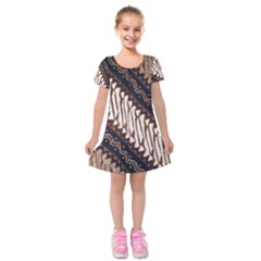Batik Indonesian Culture Indonesia Authentic Kids  Short Sleeve Velvet Dress by Perong