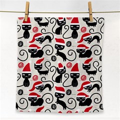 Cute Christmas Seamless Pattern Vector Face Towel by Semog4