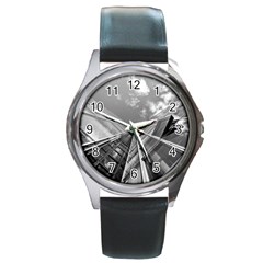Architecture-skyscraper Round Metal Watch by Ket1n9