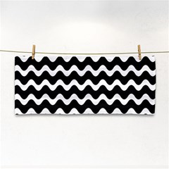 Wave-black White Hand Towel by kyorashop23