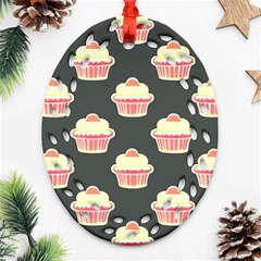 Retro 40s 50s Cupcake Pattern 4 Oval Filigree Ornament (two Sides) by violetheavensky